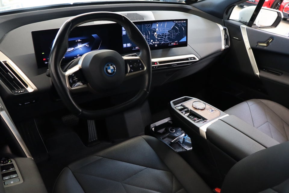 BMW iX xDrive40 Fully Charged 5d