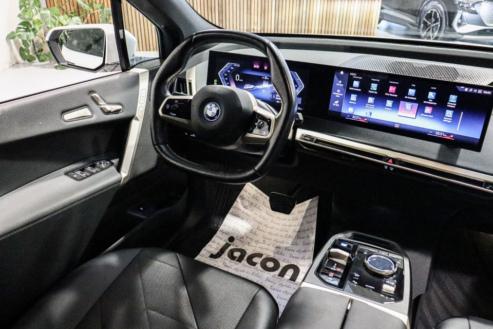 BMW iX xDrive40 M-Sport 5d