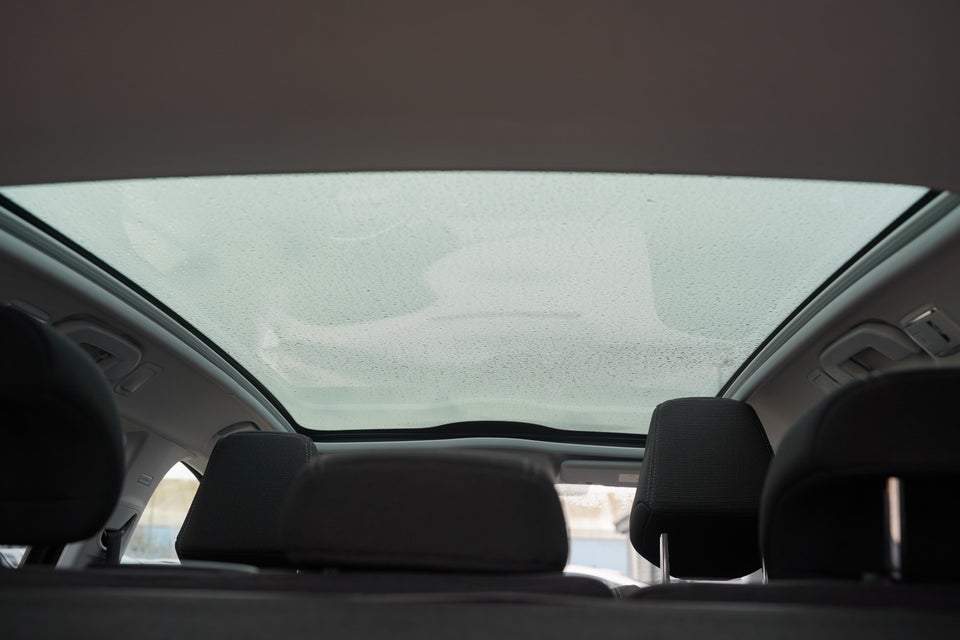 Peugeot 308 1,6 BlueHDi 120 Selection Sky SW 5d