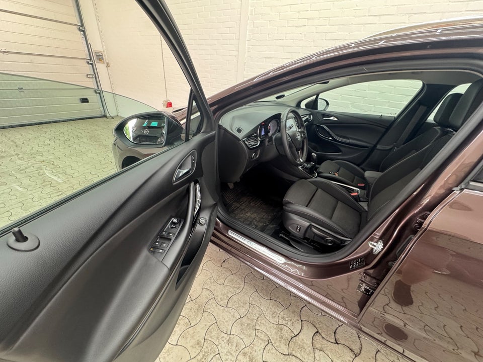 Opel Astra 1,4 T 150 Innovation Sports Tourer 5d