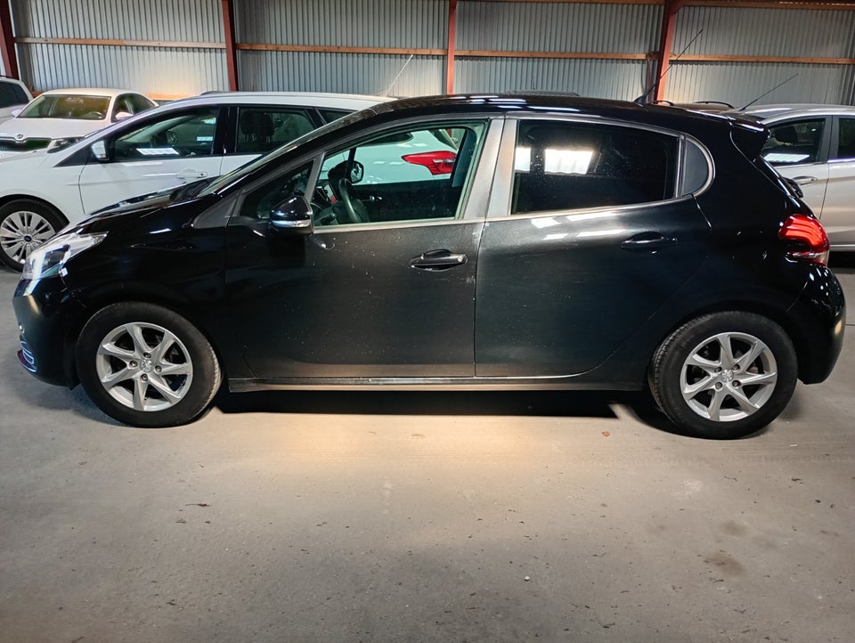 Peugeot 208 1,6 BlueHDi 100 Active 5d