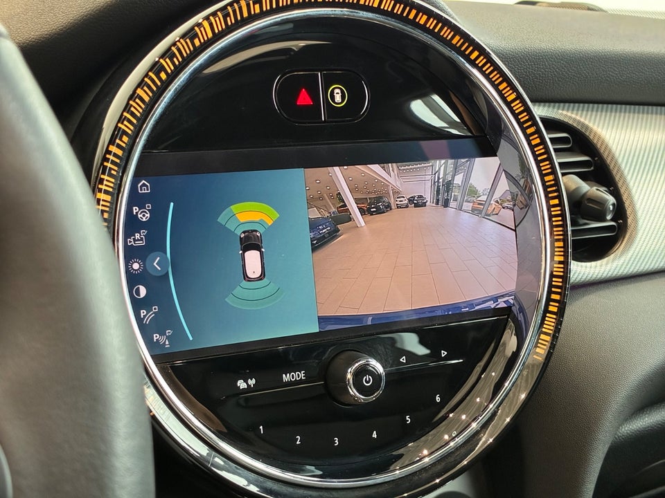 MINI Cooper SE Maximise 3d
