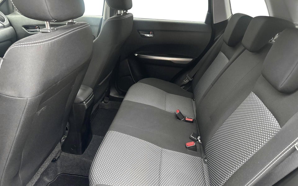 Suzuki Vitara 1,4 Boosterjet Active 5d