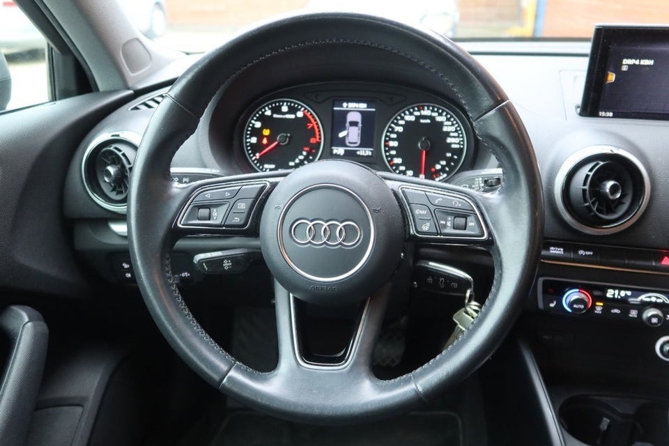 Audi A3 35 TFSi S-line Sportback S-tr. 5d