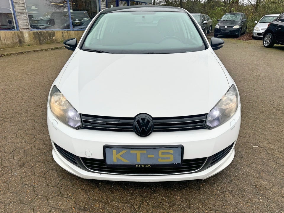 VW Golf VI 1,6 TDi 105 BlueMotion 5d