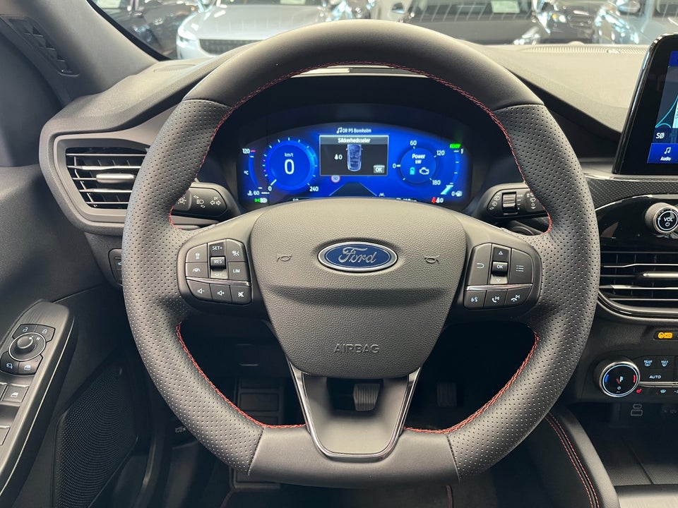 Ford Kuga 2,5 PHEV ST-Line X CVT 5d