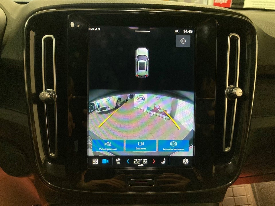 Volvo XC40 ReCharge Start 5d