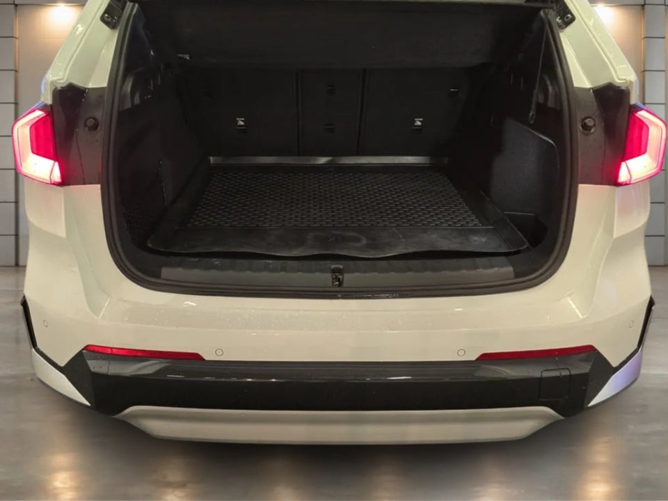 BMW iX1 eDrive20 X-Line 5d