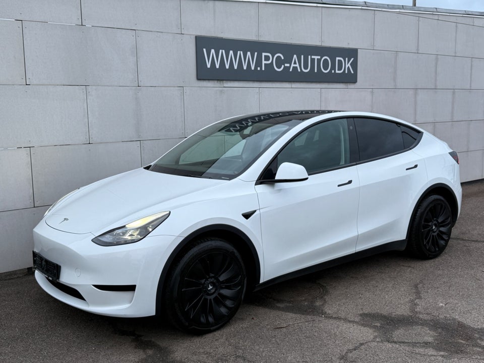 Tesla Model Y RWD 5d