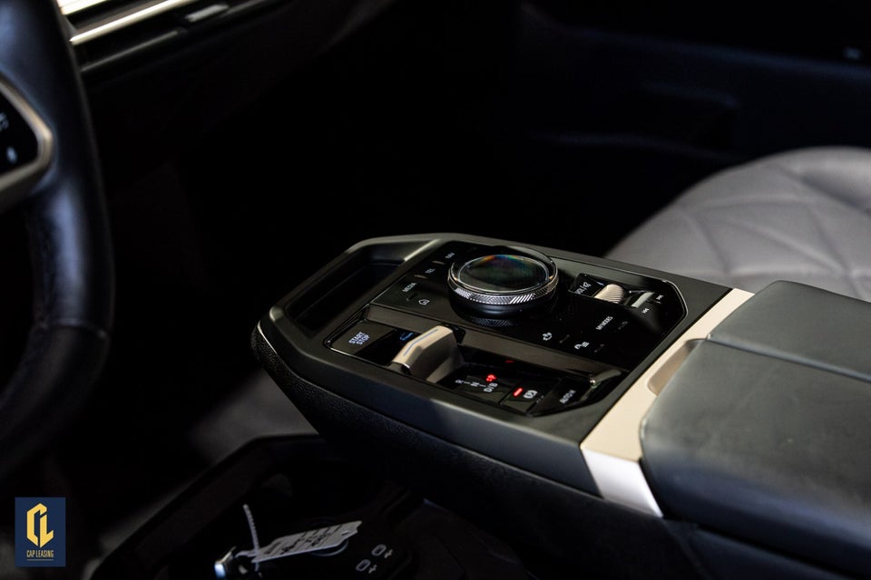 BMW iX xDrive40 Fully Charged 5d