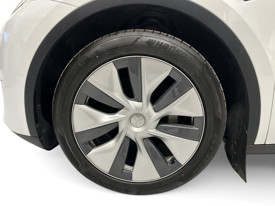Tesla Model Y Long Range AWD 5d
