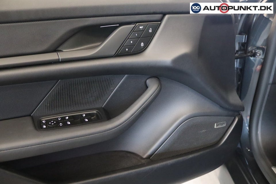 Porsche Taycan 4S Performance+ 4d