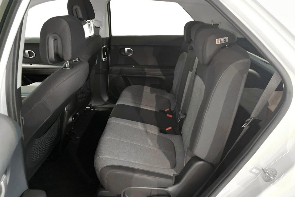 Hyundai Ioniq 5 77 Essential AWD 5d