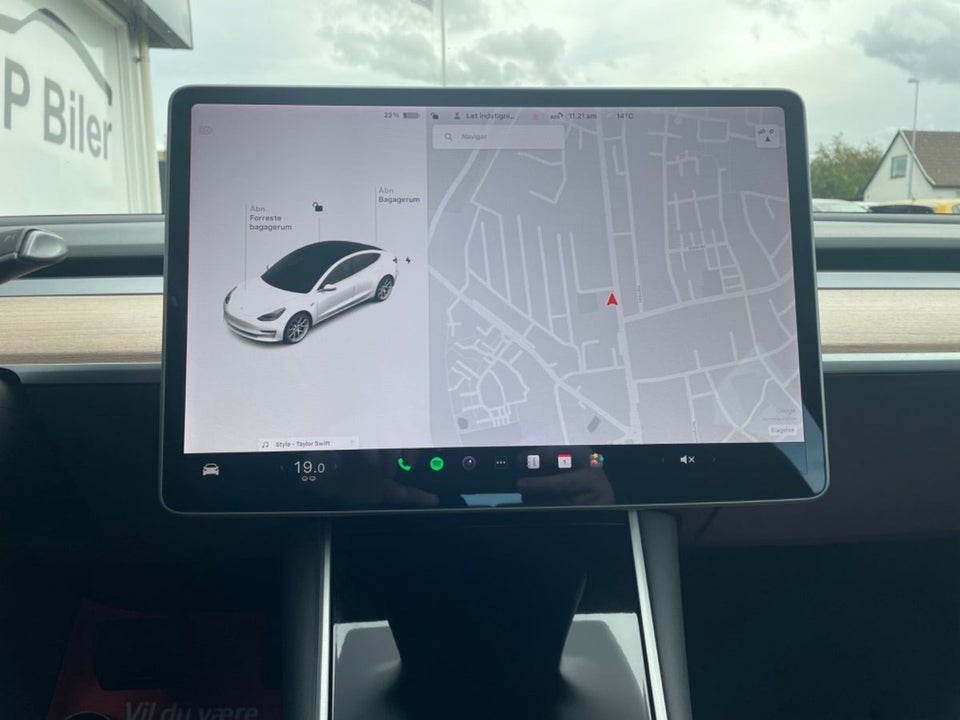 Tesla Model 3 Standard Range+ RWD 4d