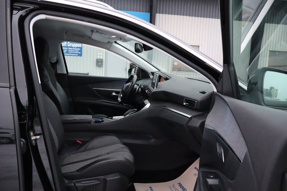 Peugeot 3008 1,6 BlueHDi 120 GT Line EAT6 Grip 5d