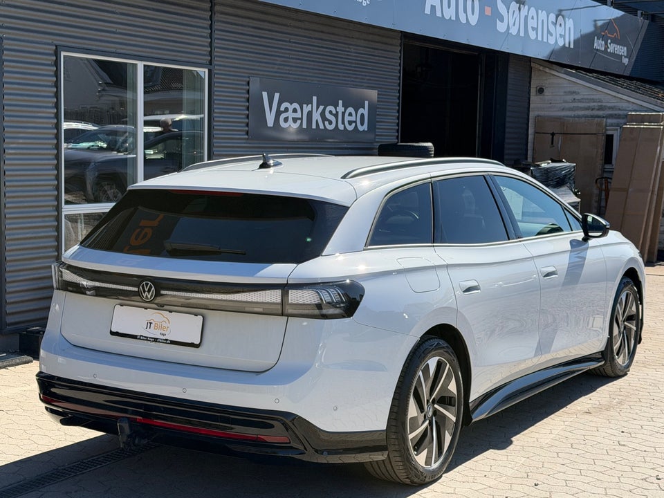 VW ID.7 77 Pro Tourer 5d