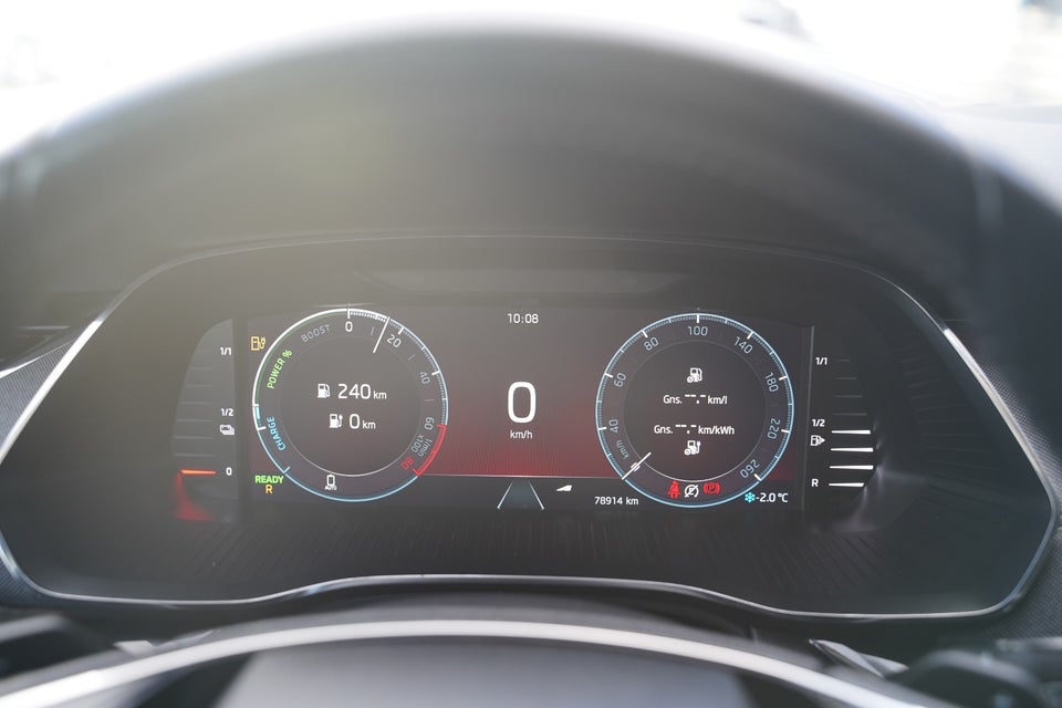 Skoda Octavia 1,4 TSi iV Plus Combi DSG 5d