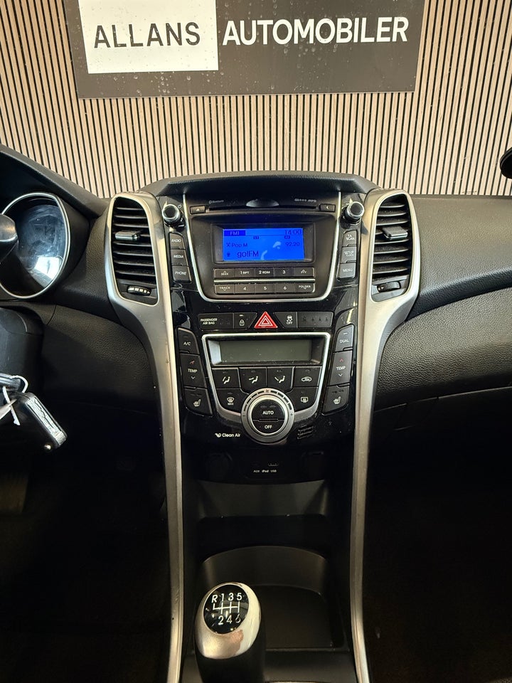 Hyundai i30 1,6 CRDi 110 Comfort Eco 5d