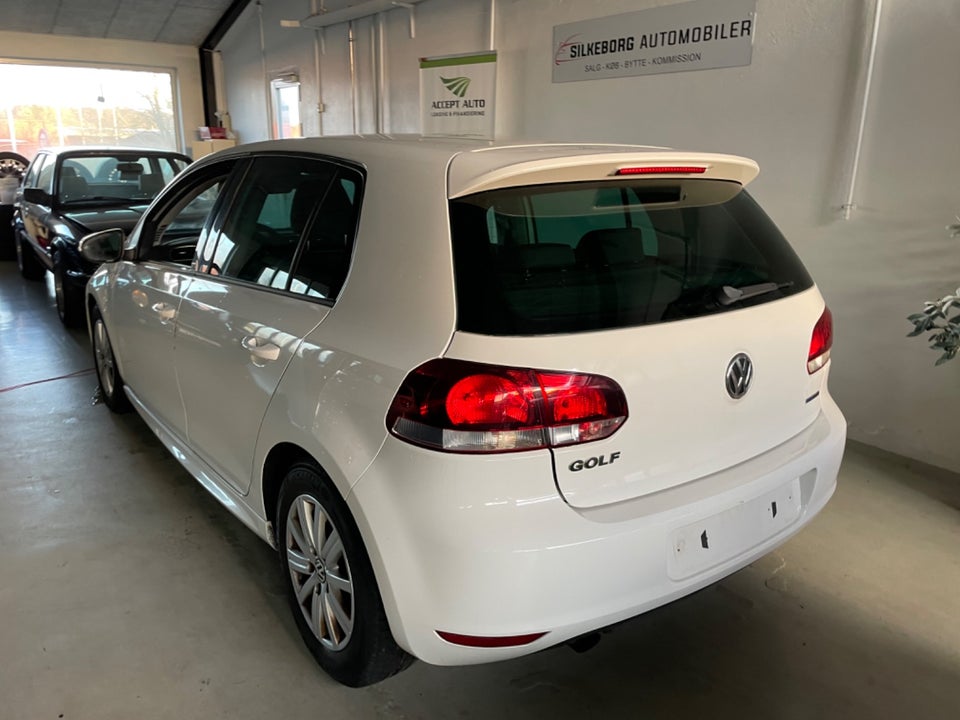 VW Golf VI 1,6 TDi 105 BlueMotion 5d