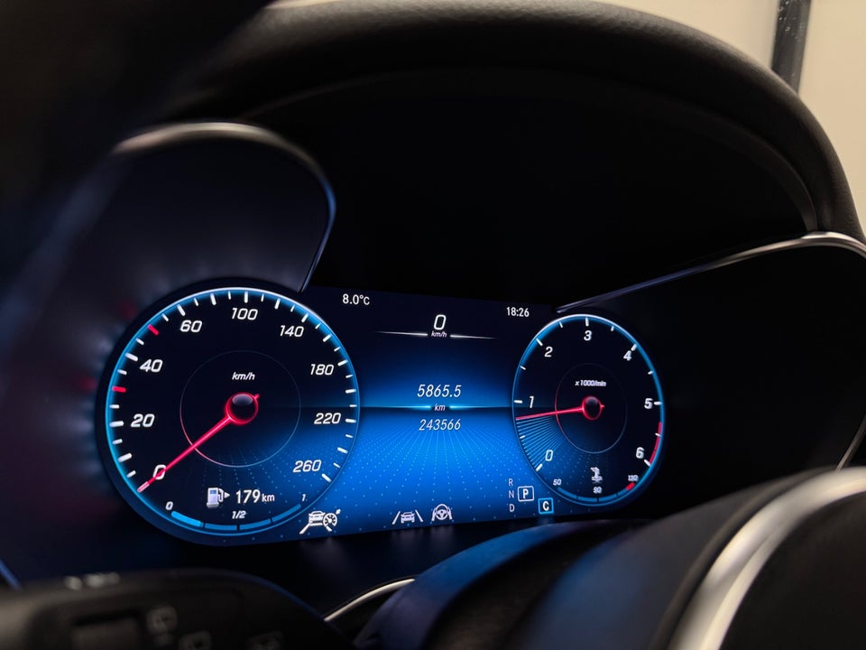 Mercedes C220 d 2,0 Avantgarde stc. aut. 5d