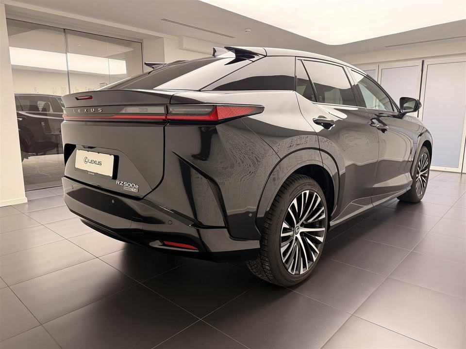 Lexus RZ500e 77 Luxury AWD 5d