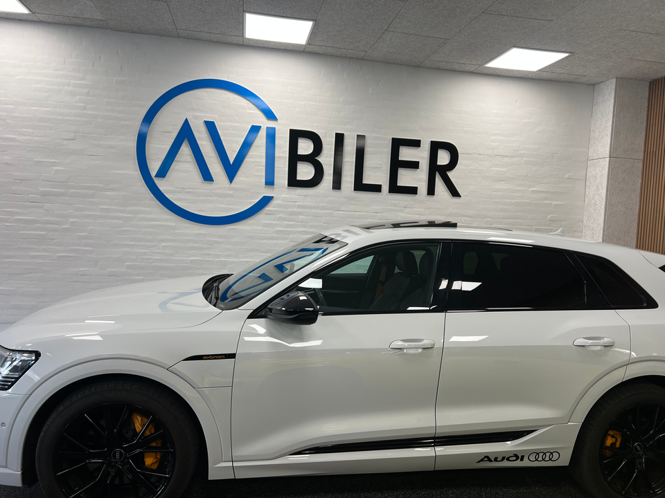 Audi e-tron 55 Black Edition S-line quattro 5d