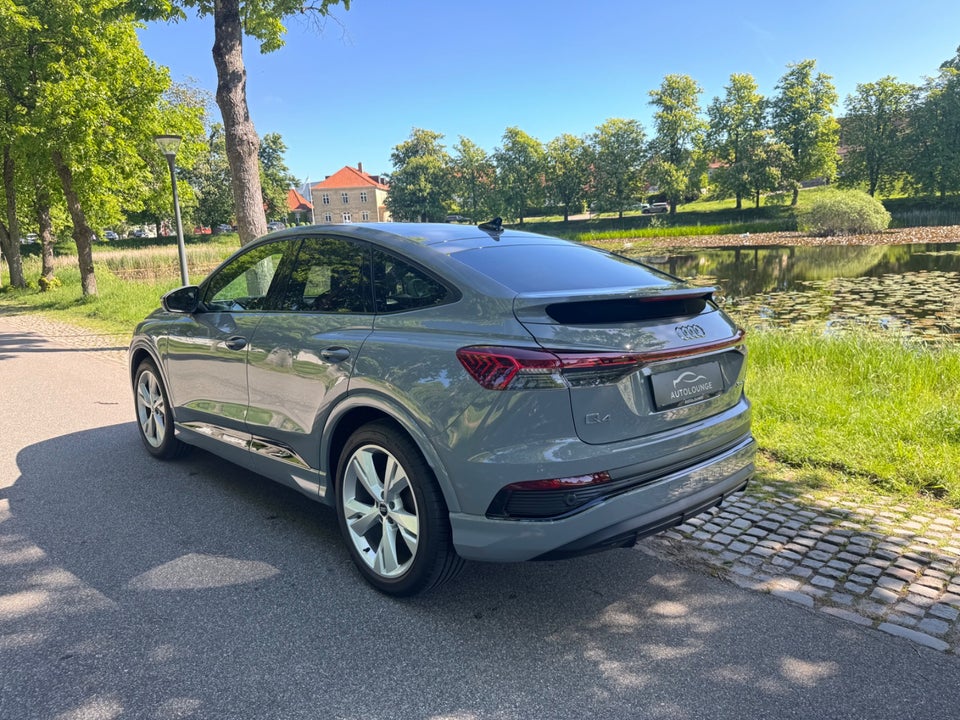 Audi Q4 e-tron 35 S-line Sportback 5d