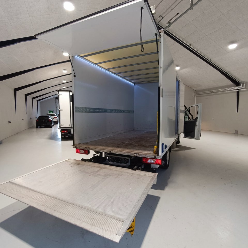 Ford Transit 350 L3 Chassis 2,0 TDCi 170 Alukasse m/lift FWD