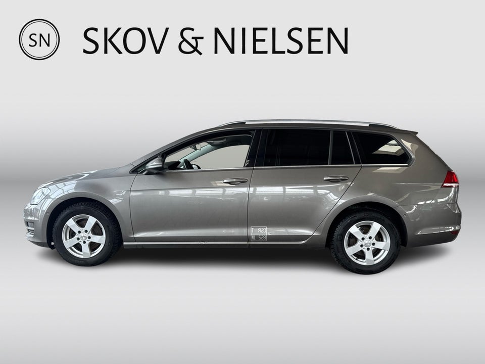 VW Golf VII 1,6 TDi 105 Comfortline Variant BMT Van 5d