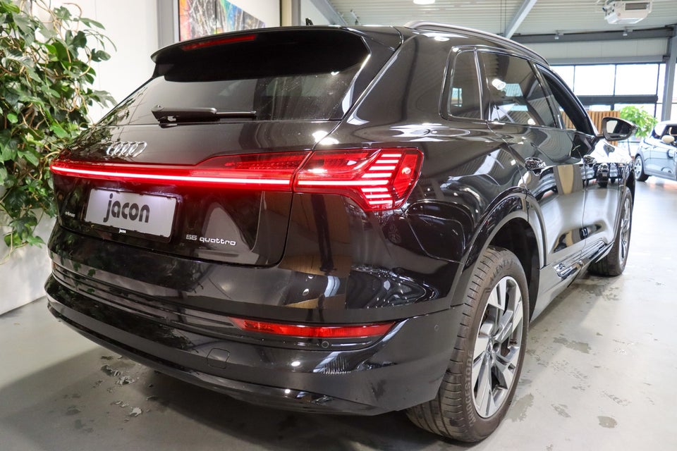 Audi e-tron 55 Advanced quattro 5d