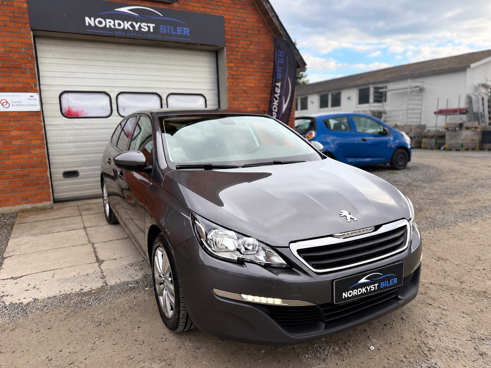 Peugeot 308 1,6 BlueHDi 120 Allure SW 5d