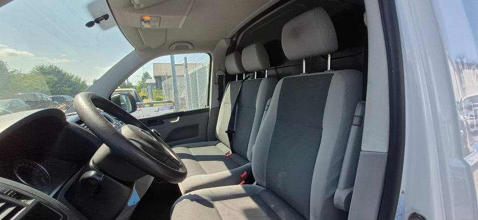 VW Transporter 2,0 TDi 84 Eco-light kort 4d