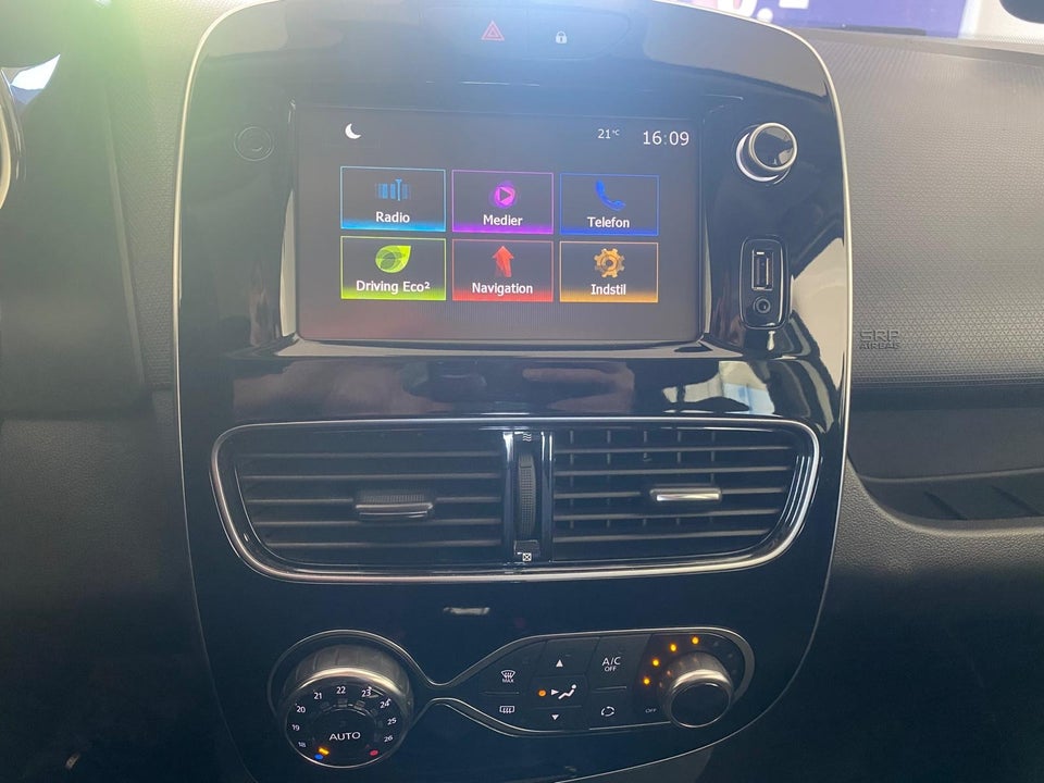 Renault Clio IV 0,9 TCe 75 Zen Sport Tourer 5d