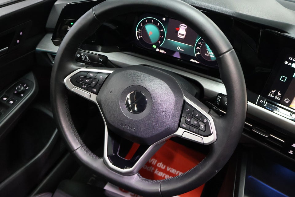 VW Golf VIII 1,5 eTSi 150 Style Variant DSG 5d