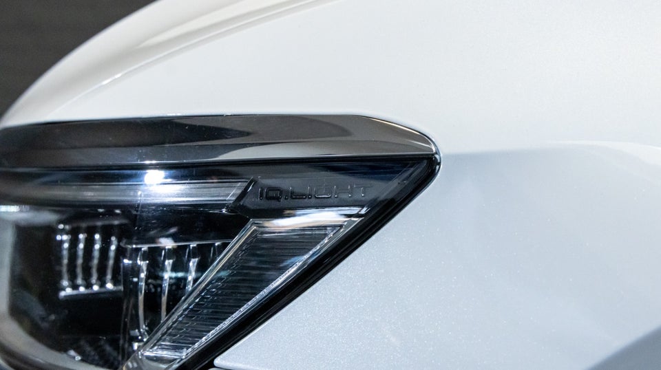 VW Passat 2,0 TDi 122 Business Variant DSG 5d