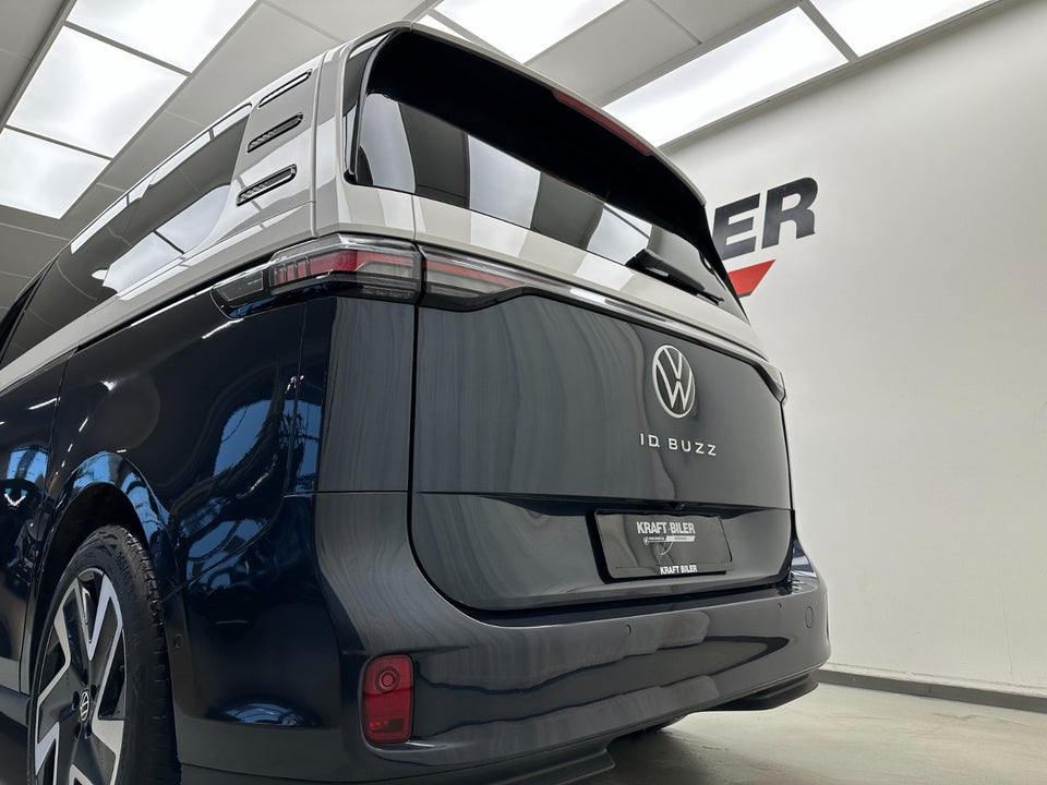VW ID.Buzz 77 Pro SWB 5d