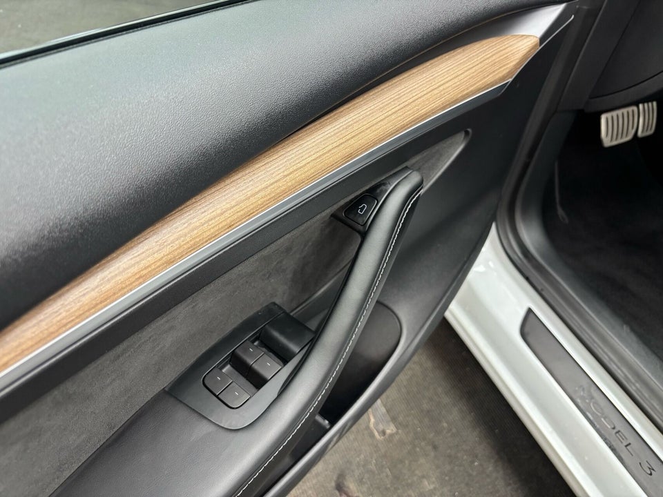 Tesla Model 3 Performance AWD 4d