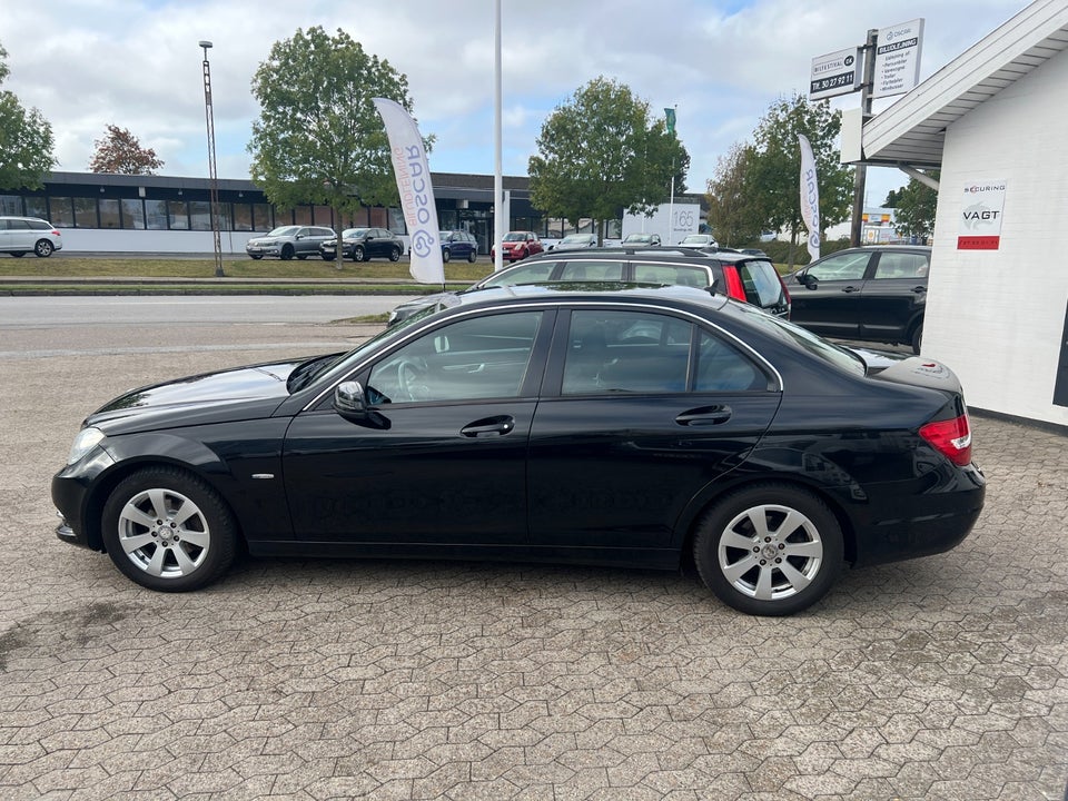 Mercedes C200 2,2 CDi BE 4d