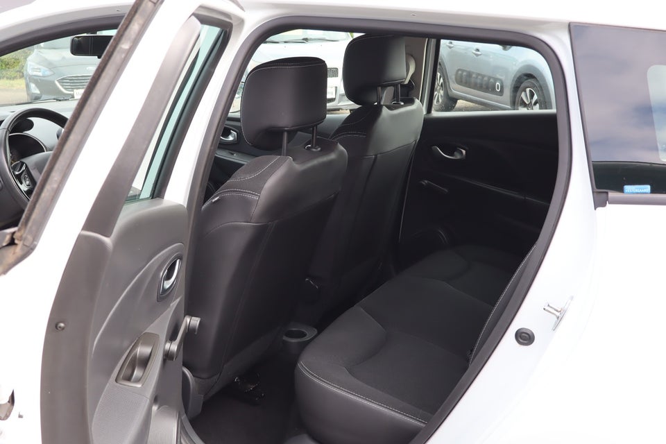 Renault Clio IV 0,9 TCe 90 Dynamique Sport Tourer 5d