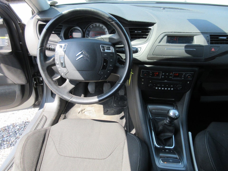 Citroën C5 2,0 HDi 138 Dynamique 4d