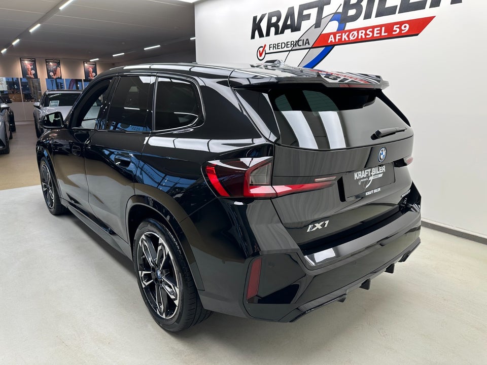 BMW iX1 eDrive20 M-Sport Pro 5d