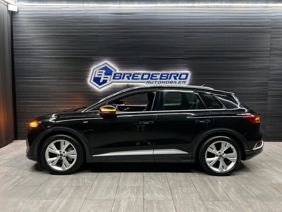 Audi Q4 e-tron 45 S-line 5d