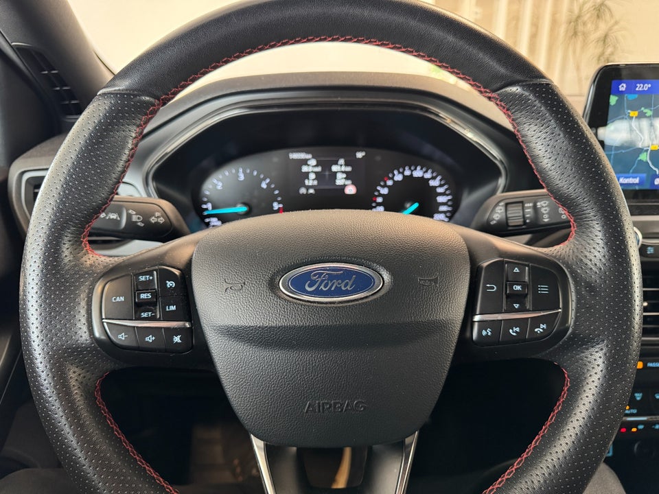 Ford Focus 1,5 EcoBlue ST-Line stc. 5d