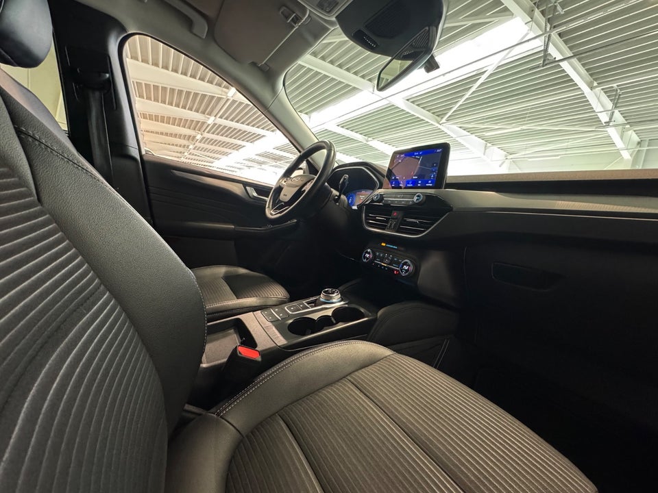 Ford Kuga 2,5 PHEV Titanium CVT 5d