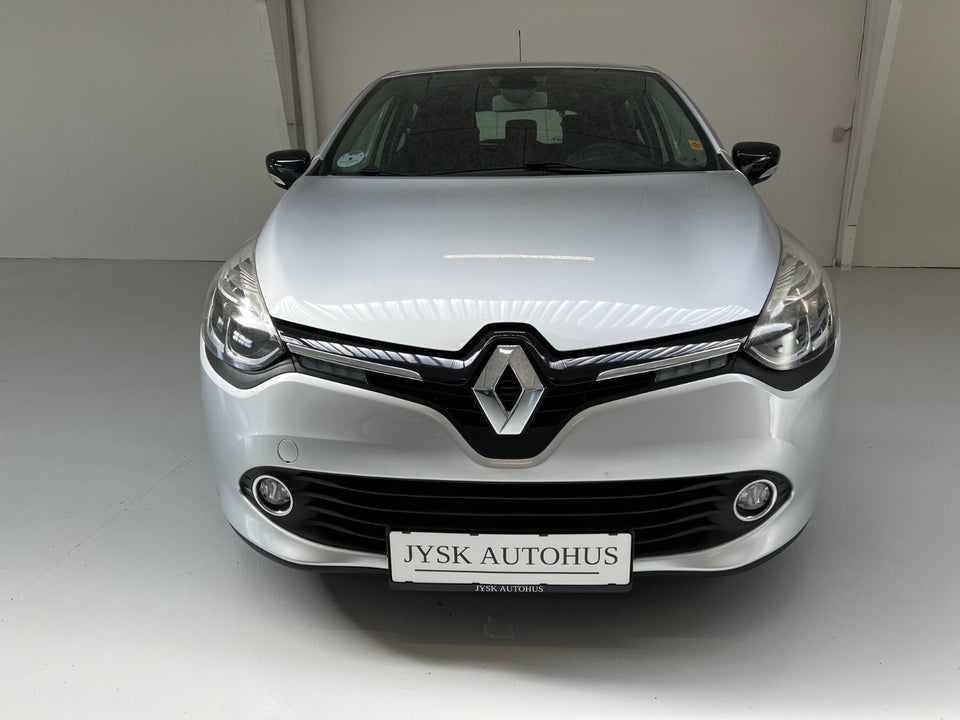 Renault Clio IV 0,9 TCe 90 Expression 5d