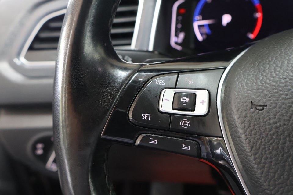 VW T-Roc 2,0 TDi 150 Sport DSG 5d