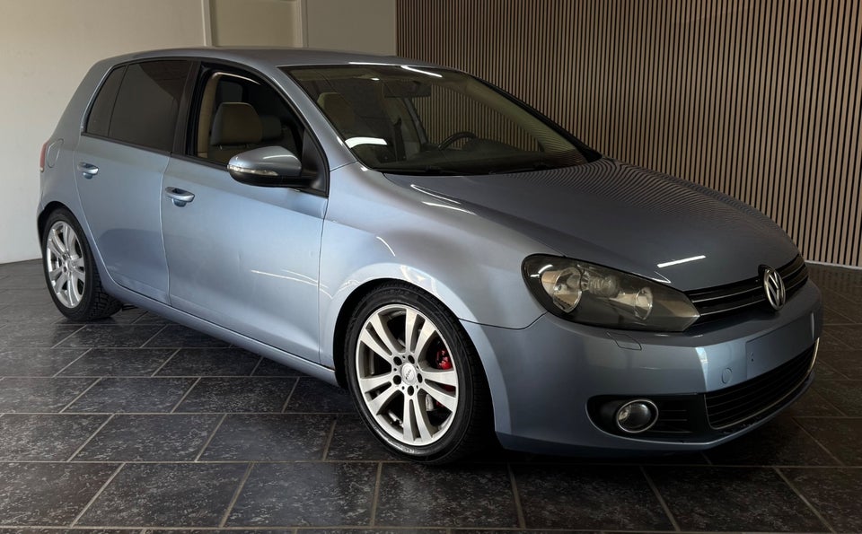 VW Golf VI 2,0 TDi 140 Highline 5d