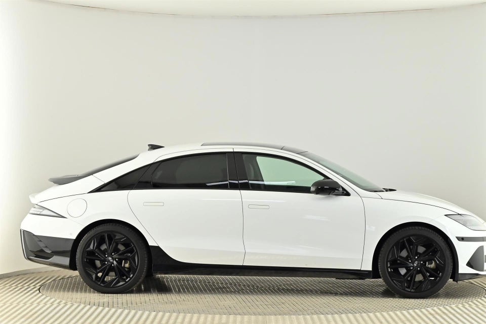 Hyundai Ioniq 6 77 Ultimate AWD 4d