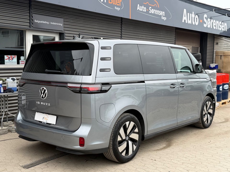 VW ID.Buzz 77 Pro SWB 5d