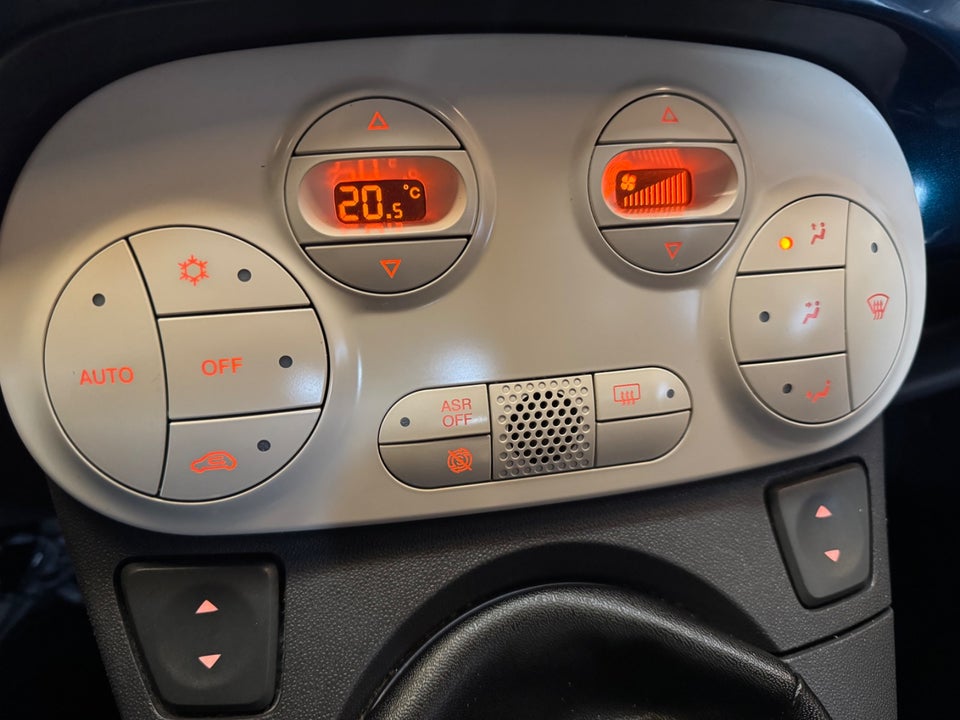 Fiat 500 0,9 TwinAir 65 Lounge 3d